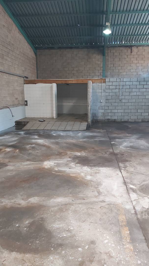 To Let commercial Property for Rent in Sidwell Eastern Cape